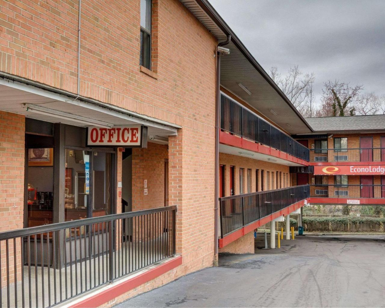 Red Carpet Inn By University Of Maryland College Park Exterior foto