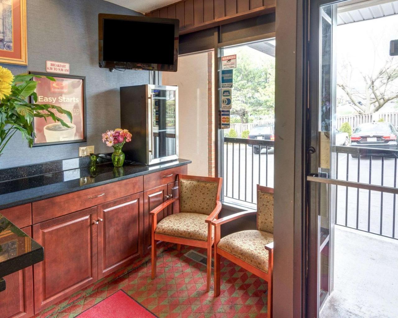 Red Carpet Inn By University Of Maryland College Park Exterior foto